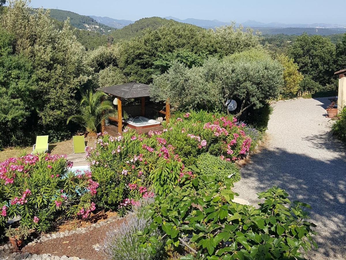 Domaine De La Borie Hotel Trans-en-Provence Exterior photo